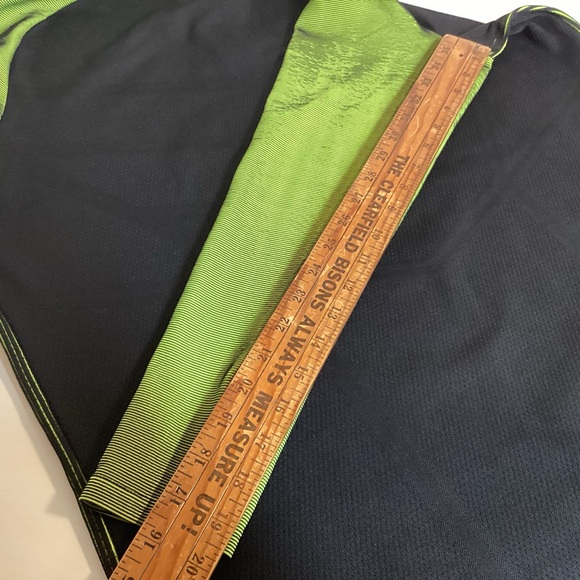 Nike Aeroswift 1/4 zip pullover women’s size XL lightweight - Picture 12 of 13